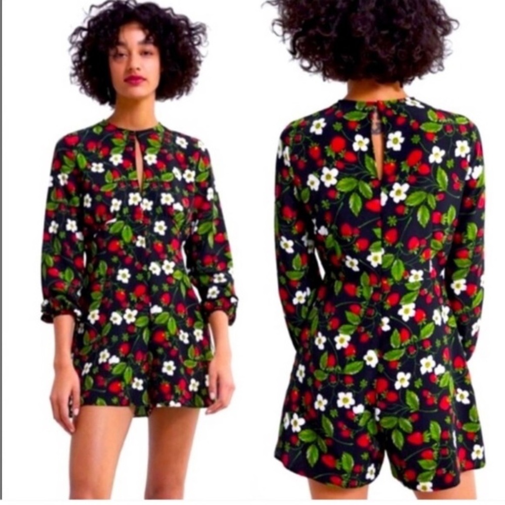 Size M Zara Strawberry Floral Print Long Sleeve Romper Jumpsuit